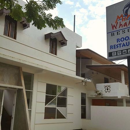 Mira Whales Resort Mirissa Buitenkant foto